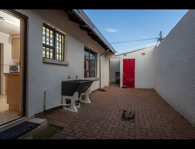 3 BEDROOM FREEHOLD SOLD IN PROTEA NORTH